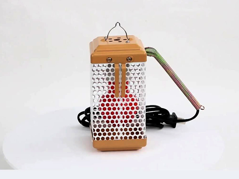 狗狗保溫?zé)? /><br /></div><div><strong>狗狗保溫?zé)羰褂?0w左右的就行。</strong>留意剛出生時(shí)小狗是能夠應(yīng)用燈泡開(kāi)展供暖的，由于剛出生時(shí)小狗不可以看到強(qiáng)光照?？梢杂贸⌒偷碾娙熳咏o小狗開(kāi)展供暖，下邊再鋪一些厚些的棉被就可以防寒保暖。保溫系統(tǒng)進(jìn)行供暖，如狗窩上邊懸架一個(gè)集成浴霸燈，將狗狗和狗窩總體放進(jìn)有暖氣或者有暖氣的房間內(nèi)供暖，還能夠選購(gòu)狗狗專(zhuān)用型小電熱毯開(kāi)展供暖，但供暖時(shí)應(yīng)特別注意不能讓狗狗燒傷。</div><div>狗狗保溫?zé)粢话銙?米長(zhǎng)較為適宜保溫?zé)?，是開(kāi)關(guān)電源根據(jù)燈具把電能轉(zhuǎn)換為紅外檢測(cè)能，來(lái)具有保暖功效但是大多數(shù)保溫?zé)舯粡V泛用于養(yǎng)殖業(yè)其燈體多數(shù)為高硼硅硬質(zhì)的夾層玻璃，徹底不同于普通紅外線燈使用的夾層玻璃，玻璃硬度高，抗震等級(jí)。成年人狗的身體溫度要在37539℃幼狗的人體體溫相對(duì)而言，會(huì)稍微高一些假如外部氣溫低得話，那樣狗在生幼仔時(shí)也是需要保溫?zé)魜?lái)保溫的，幼狗身體體質(zhì)不穩(wěn)，更應(yīng)該防寒措施母狗一般到5560天之后，狗主就應(yīng)當(dāng)。讓狗融入室溫之后再一步步融入較低的環(huán)境溫度最主要的是，不管室內(nèi)外，夏天里你都得讓狗所需要的生活用水必不可少再生小狗需要注意保溫，小狗在哺乳期間內(nèi)大多數(shù)身體素質(zhì)比較弱，因此既需要主人家雙倍的關(guān)懷，還需要方式恰當(dāng)。</div><div>在40公分的相對(duì)高度懸架一顆40瓦的燈泡，幫幼狗維持人體體溫。即便是外部溫度比較高，待產(chǎn)室還是得操縱一定溫度，防止過(guò)堂風(fēng)。產(chǎn)窩內(nèi)應(yīng)鋪平一些舊衣服或絨毯，并且在40公分的相對(duì)高度懸架一顆40瓦的燈泡，幫幼狗維持人體體溫；與此同時(shí)盡量不能讓幼狗離去母狗。平常應(yīng)該讓小狗們堆擠在一起入睡，互相取暖。幼狗一般到六周大之后，身體機(jī)能逐漸正常的，從此刻逐漸才能夠讓他們獨(dú)立入睡，而不需要相互之間倚偎。</div><div><br /></div><div>以上就是宇成電熱為大家?guī)?lái)的“狗狗保溫?zé)敉邤?shù)”，希望能對(duì)您有所幫助。如果大家不清楚的話，可以咨詢(xún)我們?yōu)槟鷰?lái)推薦。</div>
		</div>
	</div>
</div>

</div>
</div>
</div>
</div>
<div   id=